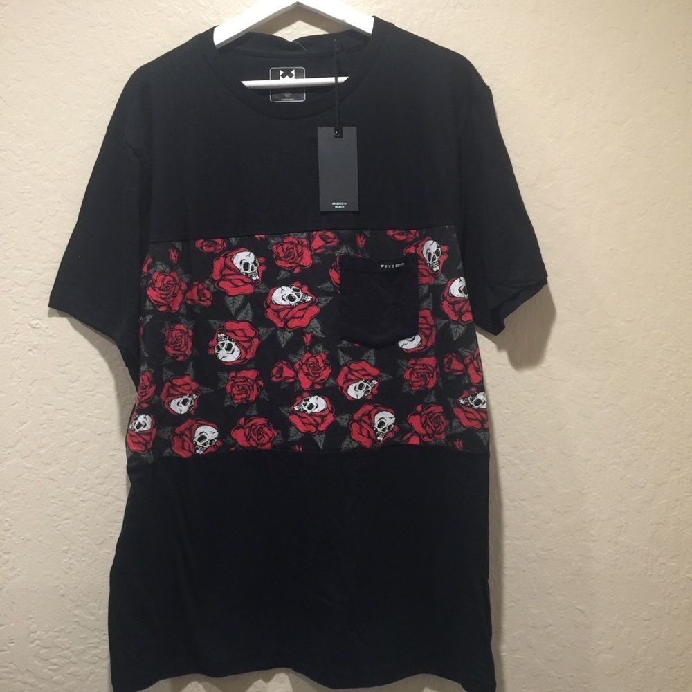 ❌SOLD❌ WXYZ Roses Skulls Shirt NWT